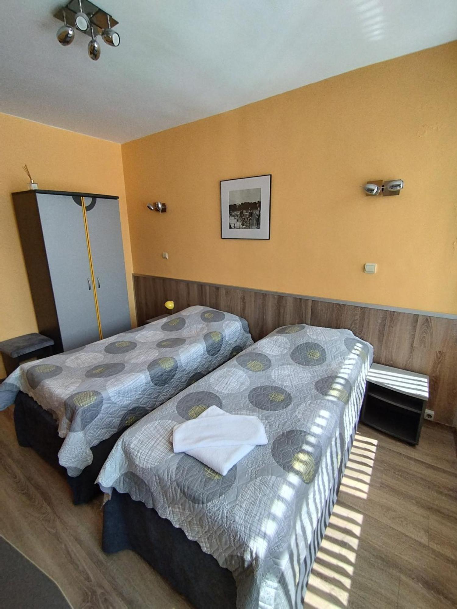 Family Hotel Opera Plaza- Former City Mark Hotel Βάρνα Εξωτερικό φωτογραφία